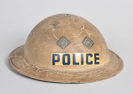BRITISH WWII POLICE INSPECTORS BRODIE HELMET.