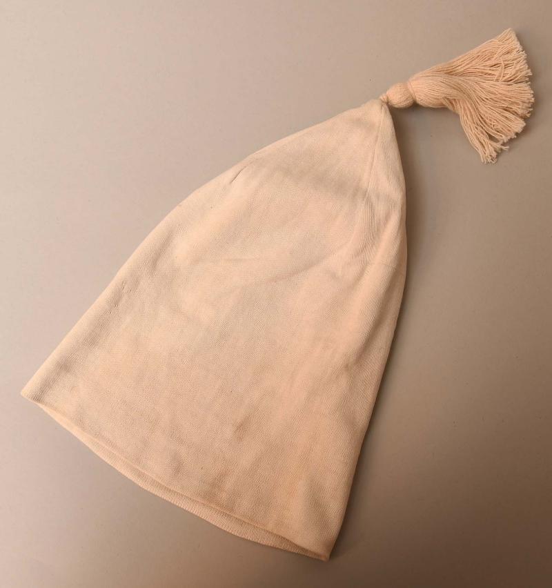 FRENCH WWI SOLDIERS SLEEPING CAP.