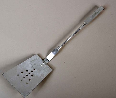 GERMAN WWII SS CANTEEN COOKING IMPLIMENT.