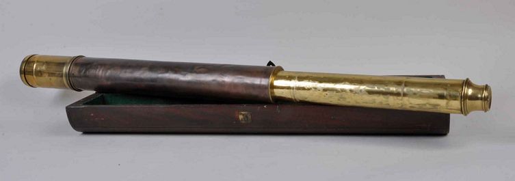 BRITISH ROYAL NATIONAL LIFEBOAT INSTITUTION TELESCOPE.