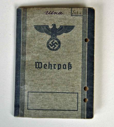 GERMAN WWII SS SACHSENHAUSEN CONCENTRATION CAMP GUARD’S WEHRPASS.