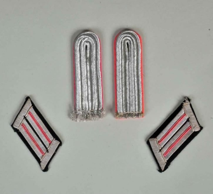 GERMAN WWII PANZER INSIGNIA SET.