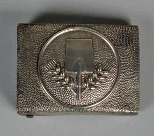 GERMAN WWII FAD BUCKLE.