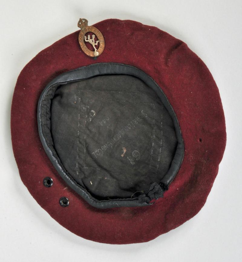 BRITISH WWII AIRBORNE SIGNALS PARATROOPERS BERET.