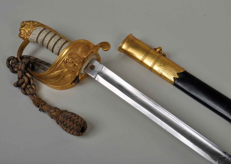 VICTORIAN MODEL 1827 ROYAL NAVAL OFFICERS SWORD.