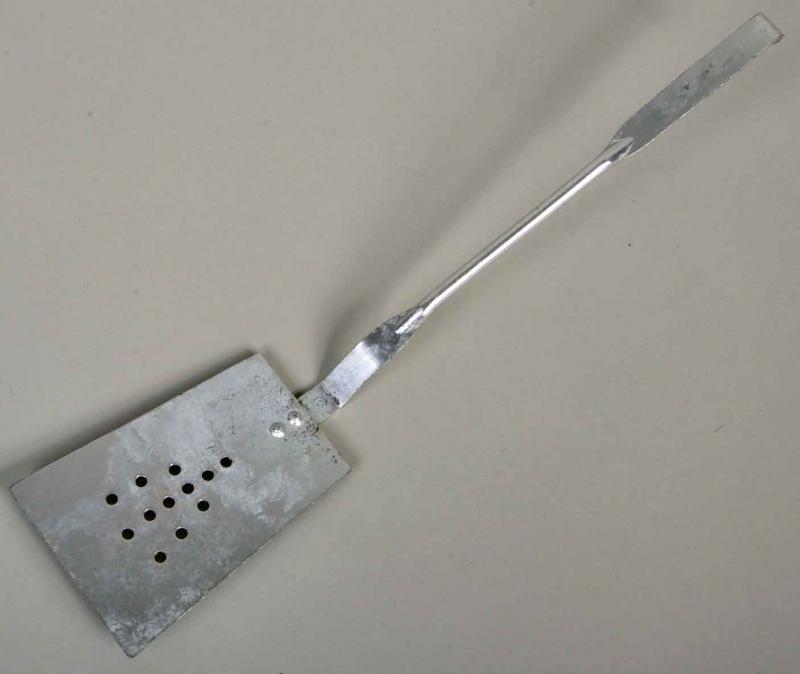 GERMAN WWII WAFFEN SS UNTERFUHRERSCHULE FISH SLICE.