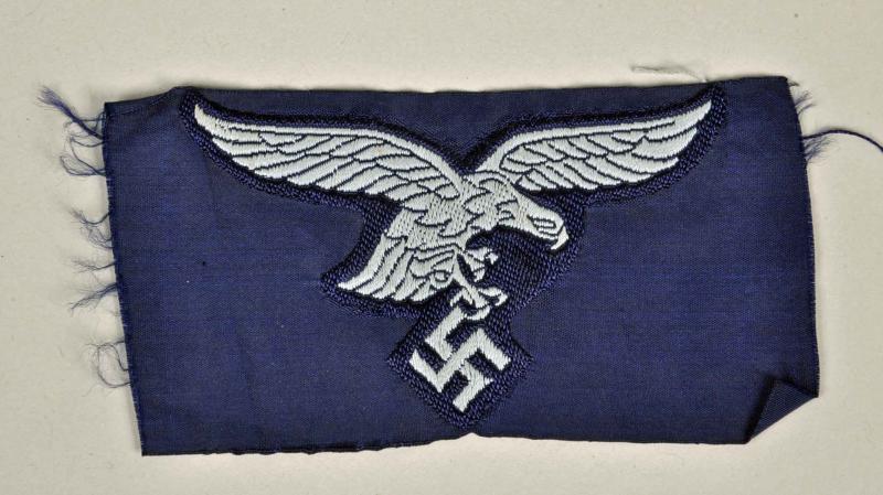 GERMAN WWII LUFTWAFFE BEVO WOVEN ENLISTED MANS BREAST EAGLE.