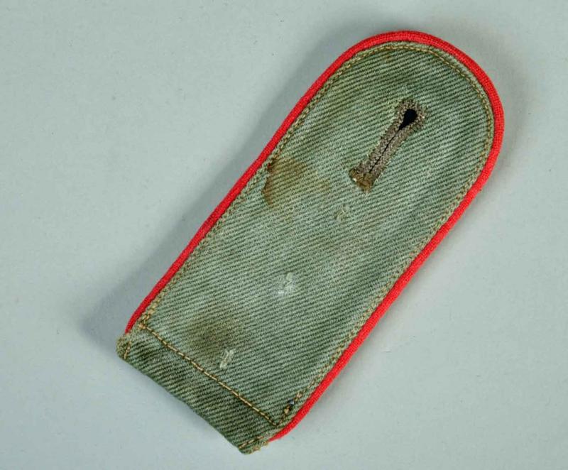 GERMAN WWII BLEACHED PANZER SINGLE TROPICAL SHOULDER BOARD.
