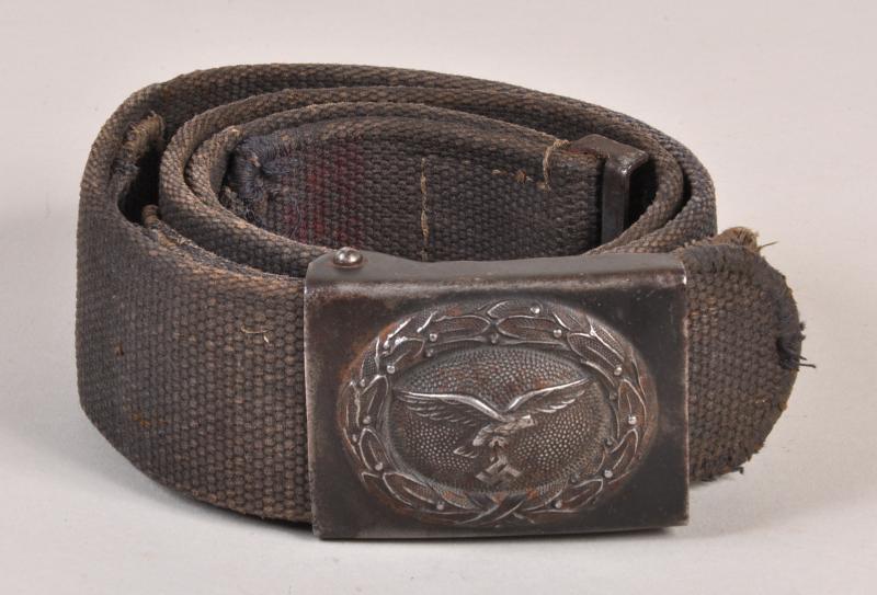 GERMAN WWII LUFTWAFFE WAIST BELT IN BLUE.