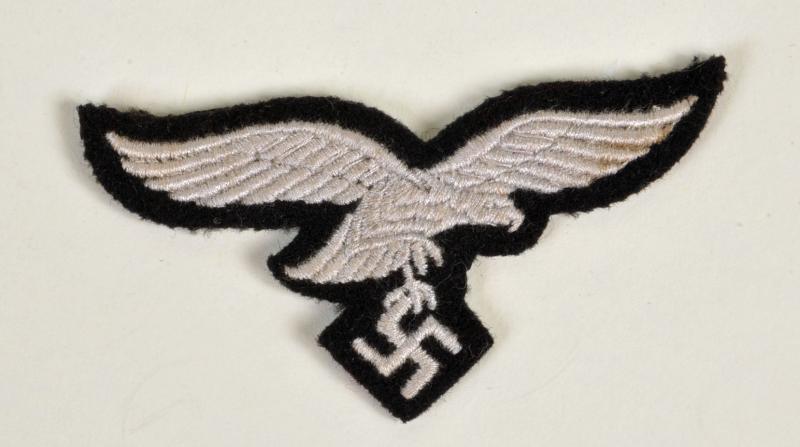 GERMAN WWII LUFTWAFFE HERMANN GOERING DIVISION M.43 CAP EAGLE.