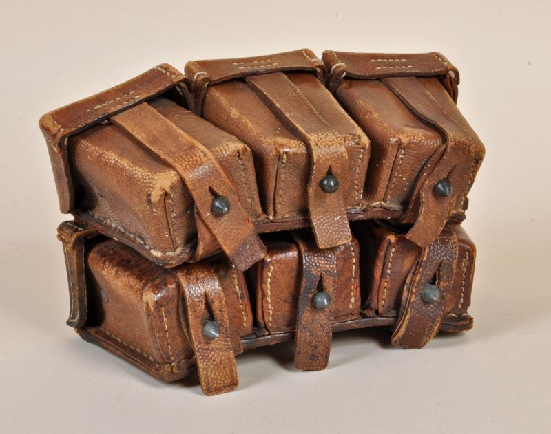GERMAN WWI GEWEHR 98 POUCHES.