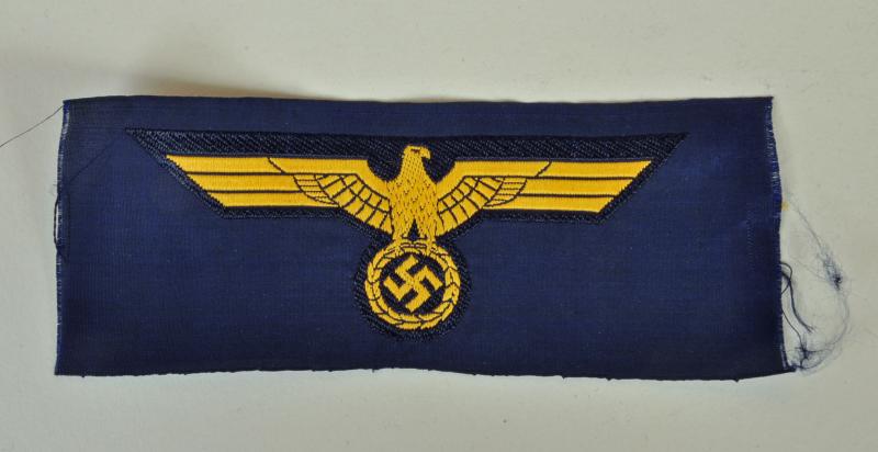 GERMAN WWII KRIEGSMARINE BEVO WOVEN BREAST EAGLE.