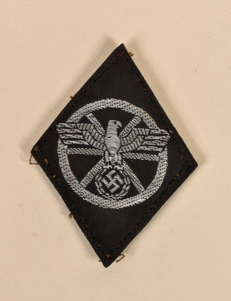GERMAN WWII NSKK MANS ARM BADGE.