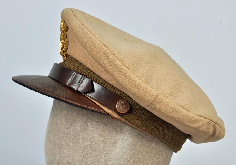 USA WWII LIGHTWEIGHT OFFICERS VISOR CAP.