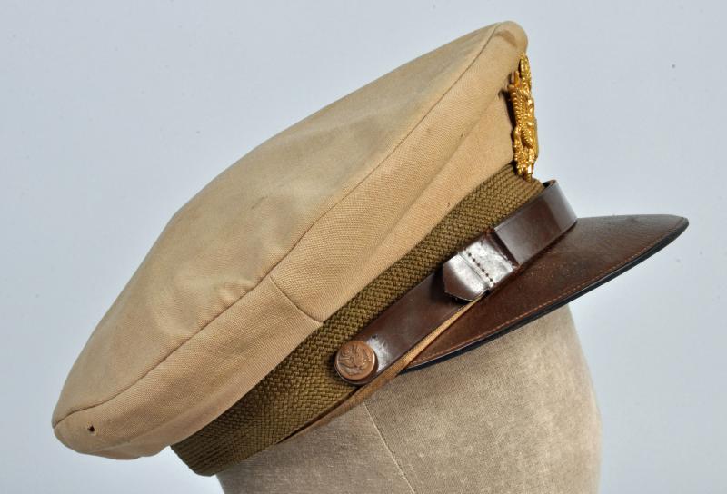 USA WWII LIGHTWEIGHT OFFICERS VISOR CAP.