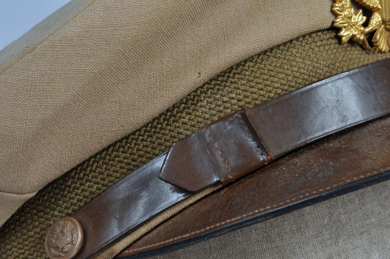 USA WWII LIGHTWEIGHT OFFICERS VISOR CAP.