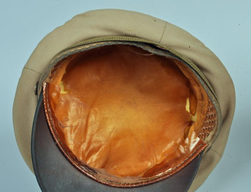 USA WWII LIGHTWEIGHT OFFICERS VISOR CAP.
