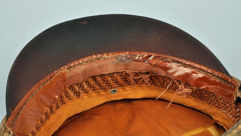 USA WWII LIGHTWEIGHT OFFICERS VISOR CAP.