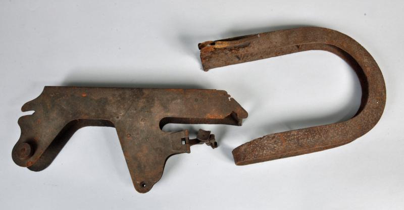 GERMAN WWI GEW98 TRENCH MOUNT.