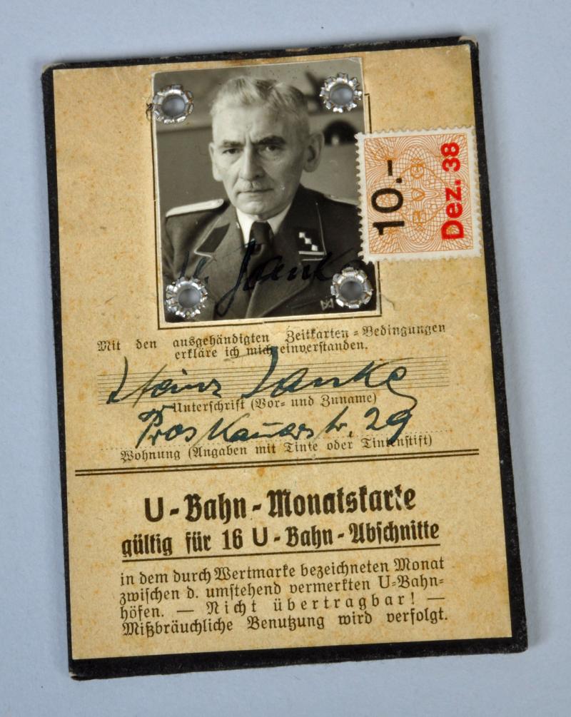 GERMAN WWII GESTAPO/SD BERLIN RAILWAY PASS.