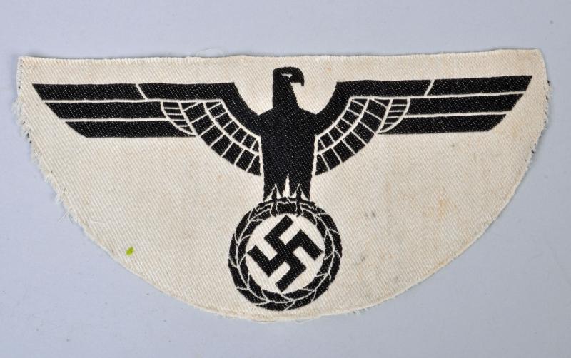 GERMAN WWII ARMY SPORTS VEST EMBLEM.