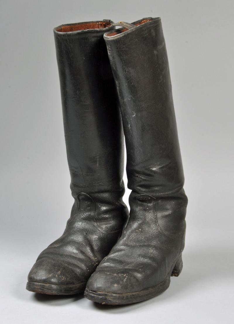 GERMAN WWII OFFICERS JACK BOOTS.