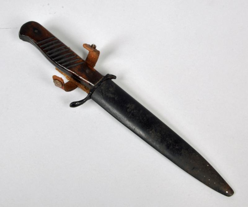 GERMAN WWI FIGHTING KNIFE.