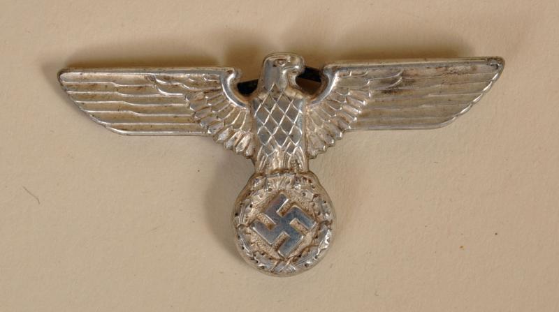 GERMAN WWII POLITICAL CAP EAGLE.