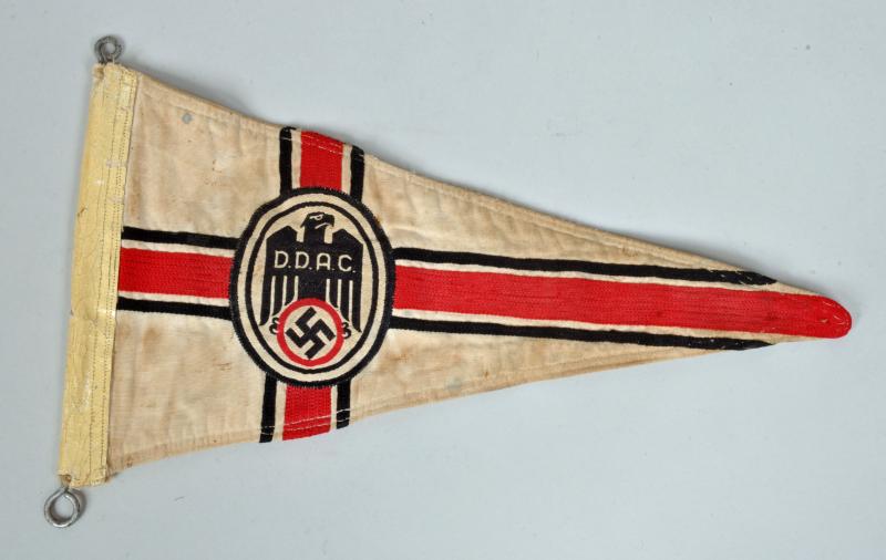 GERMAN WWII DDAC CAR PENNANT.