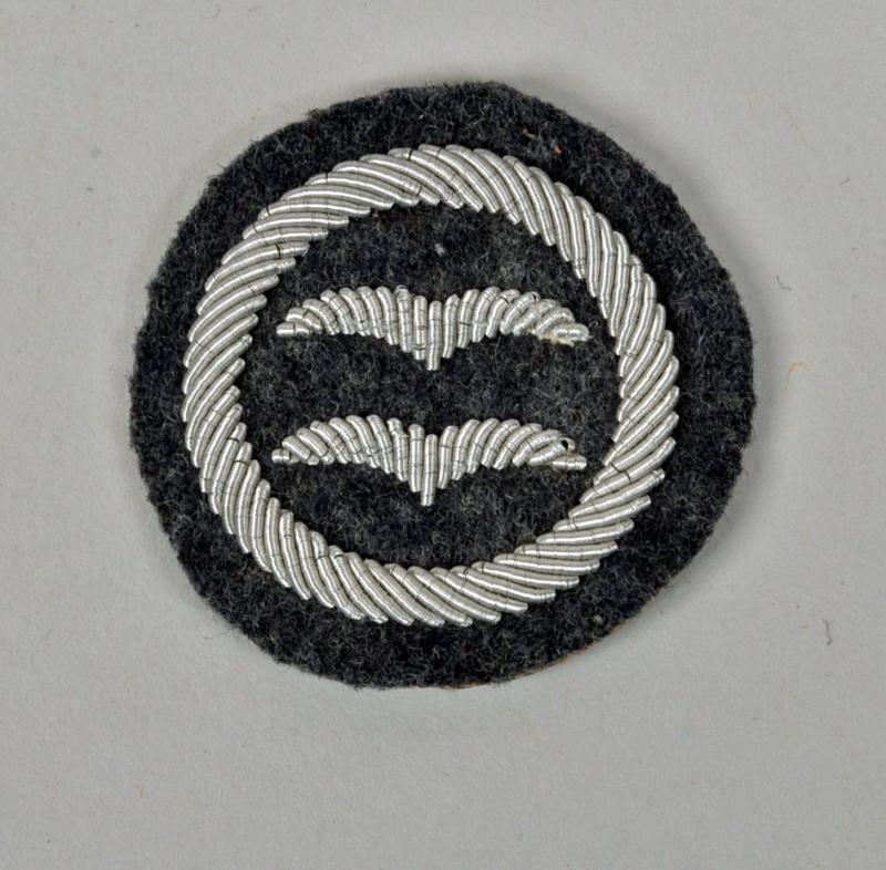 GERMAN WWII DLV GLIDER QUALIFICATION BADGE.