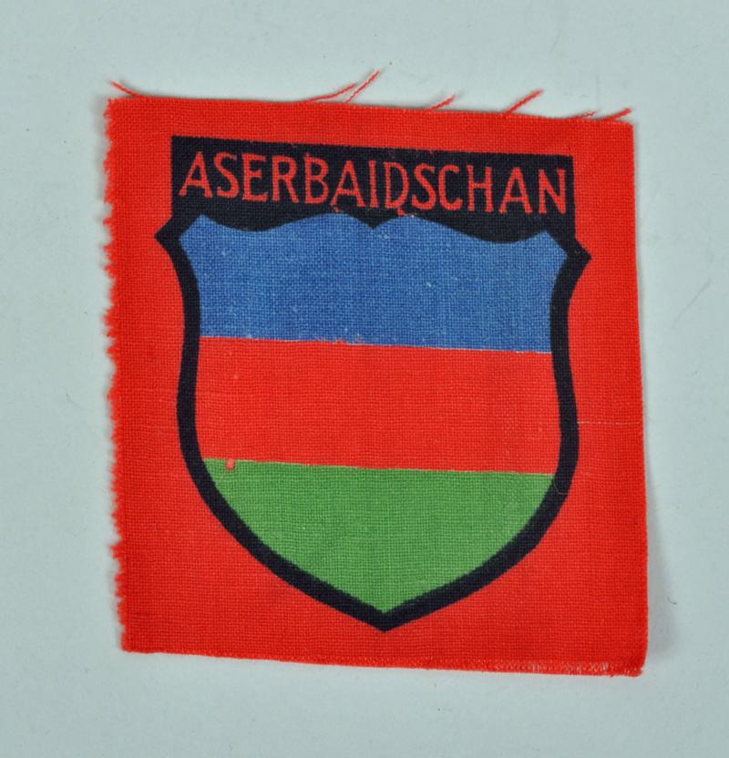 GERMAN WWII ASERBAIDSCHAN PRINTED VOLUNTEER ARM SHIELD.