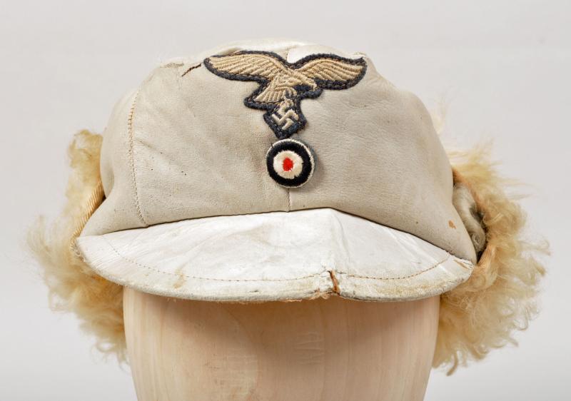 GERMAN WWII LUFTWAFFE WHITE WINTER FUR HAT.