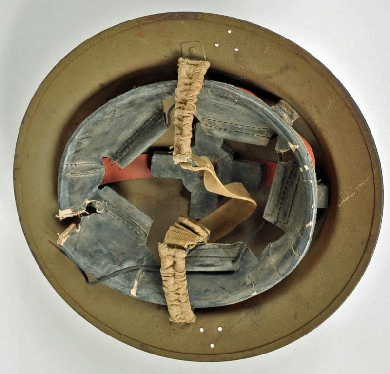 BRITISH WWII HOME FRONT BRODIE HELMET.