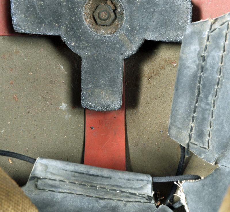 BRITISH WWII HOME FRONT BRODIE HELMET.