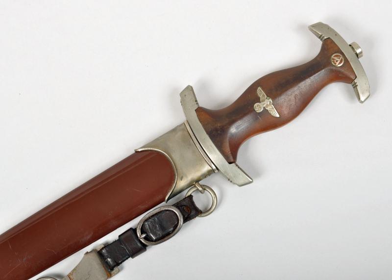 GERMAN WWII SA MODEL 33 MANS DAGGER WITH ERASED ROHM INSCRIPTION.
