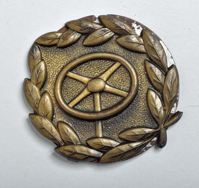 GERMAN WWII ARMY DRIVERS BADGE IN BRONZE.