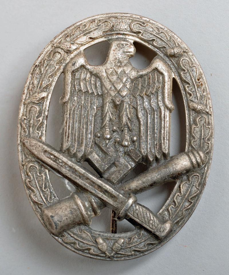 GERMAN WWII GENERAL ASSAULT BADGE IN SILVER.