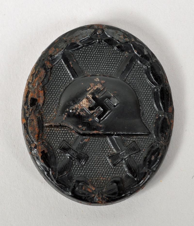 GERMAN WWII WOUND BADGE IN BLACK. No.107