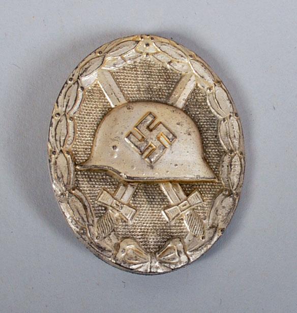 GERMAN WWII WOUND BADGE IN SILVER.