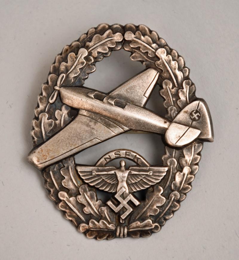 GERMAN WWII NSFK MOTORISED PILOT’S BADGE.