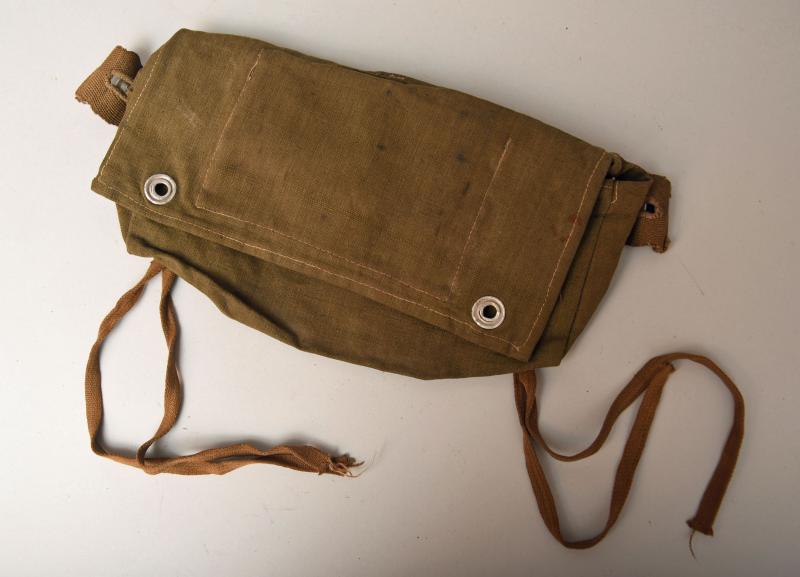 GERMAN WWII A FRAME BAG.