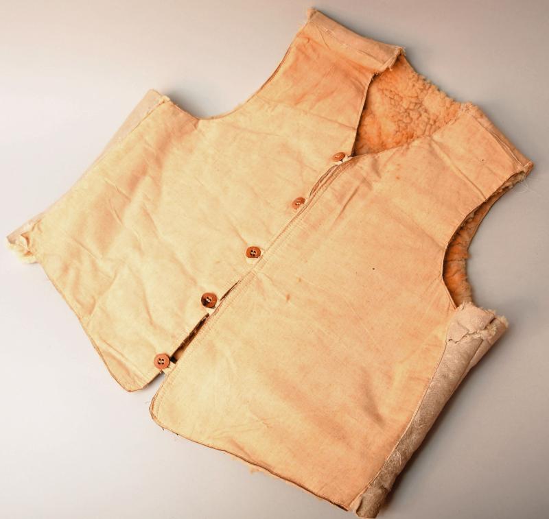 GERMAN WWII WINTER SHEEPSKIN WAISTCOAT.