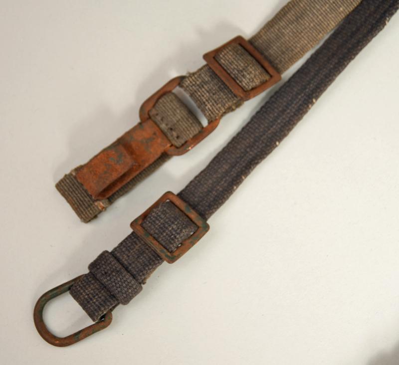 GERMAN WWII LUFTWAFFE BLUE WEBBING Y STRAPS.