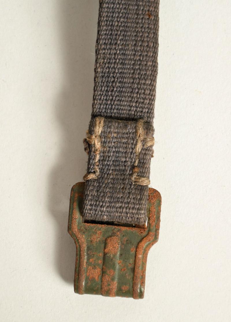 GERMAN WWII LUFTWAFFE BLUE WEBBING Y STRAPS.