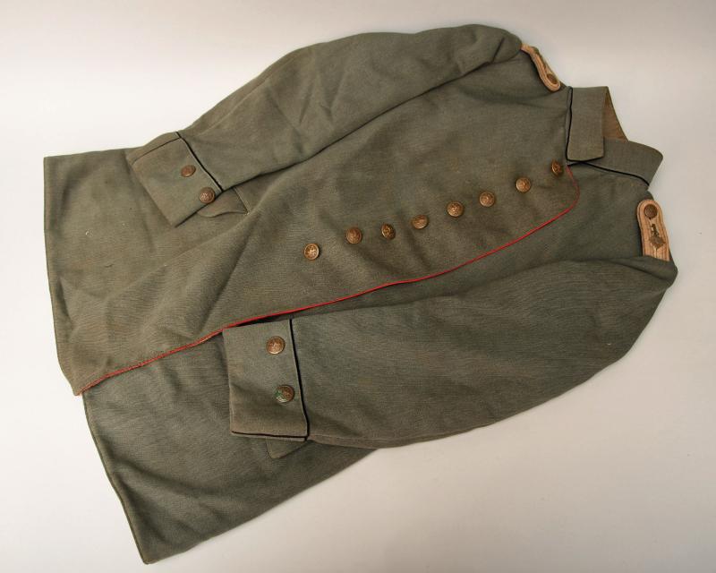 GERMAN WWI BAVARIAN OFFICERS MODEL 1910 TUNIC.