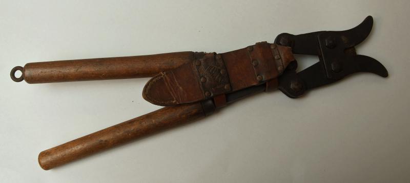BRITISH WWI WIRE CUTTERS.