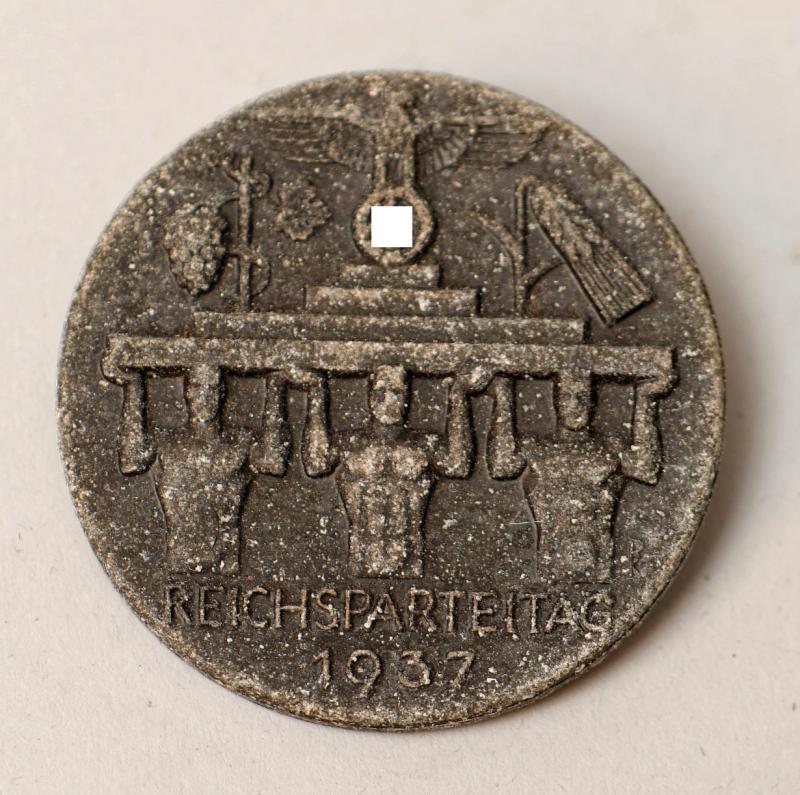 GERMAN WWII REICH PARTY DAY NUREMBURG 1937 ALUMINIUM BADGE.