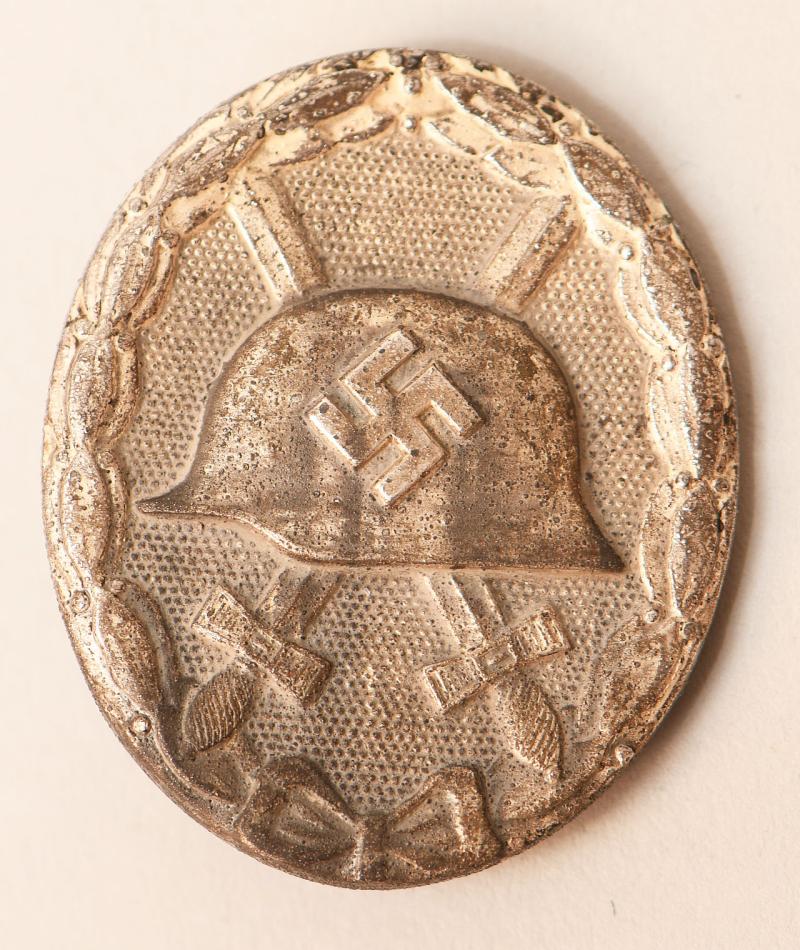 GERMAN WWII WOUND BADGE IN SILVER.