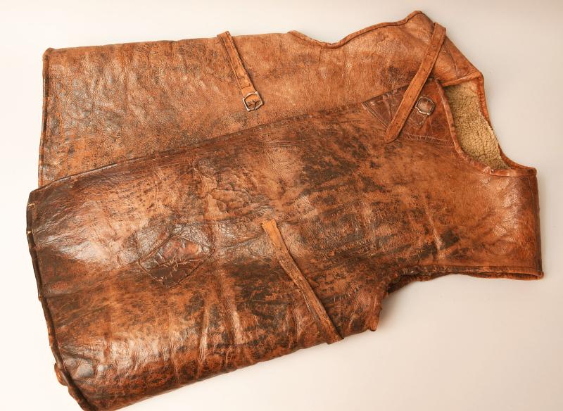 BRITISH WWI SHEEPSKIN JERKIN.