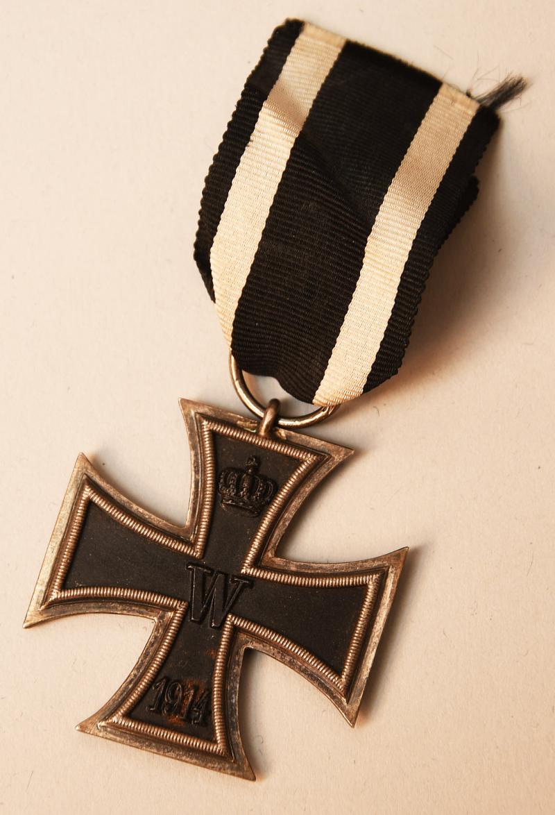 GERMAN WWI IRON CROSS 2ND CLASS BY ZEITNER OF BERLIN.